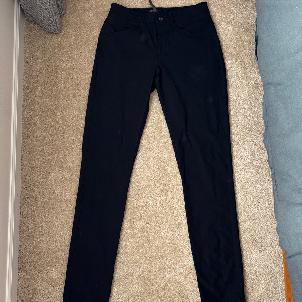 Vuori mens navy pants